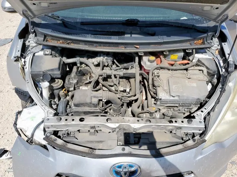 2013 TOYOTA PRIUS C   