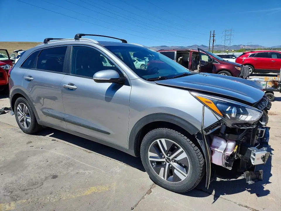2022 KIA NIRO EX  