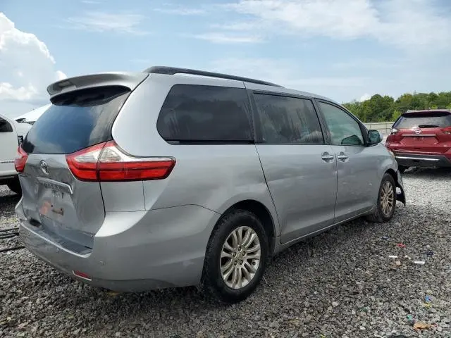 2015 TOYOTA SIENNA XLE  
