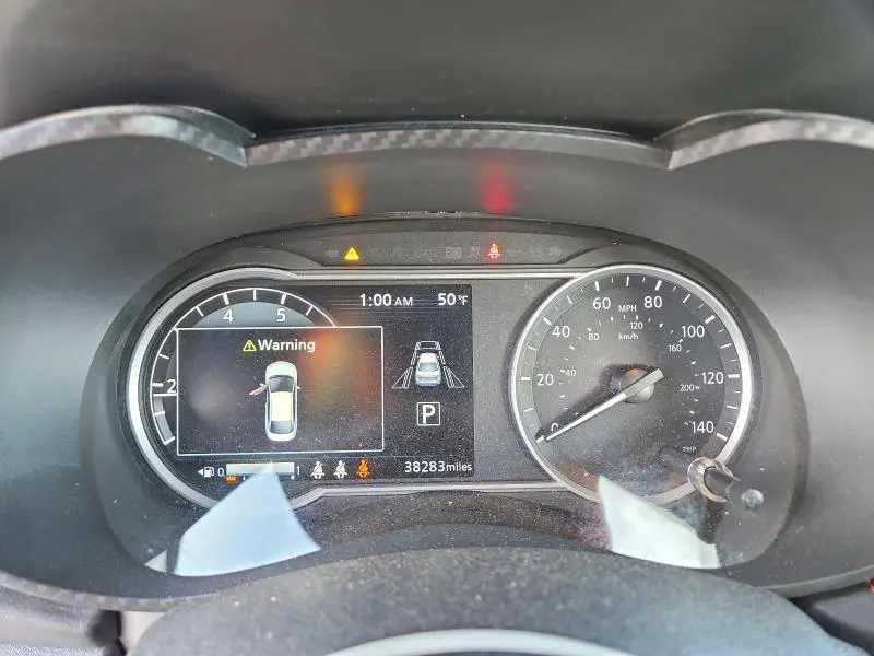 2024 NISSAN VERSA SR  