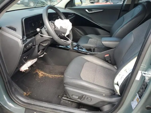 2023 KIA NIRO EX