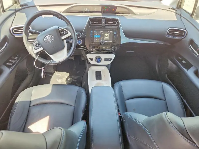 2016 TOYOTA PRIUS FOUR TOURING  