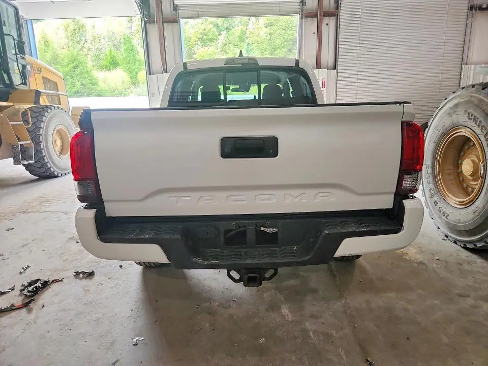 2023 TOYOTA TACOMA SR V6  
