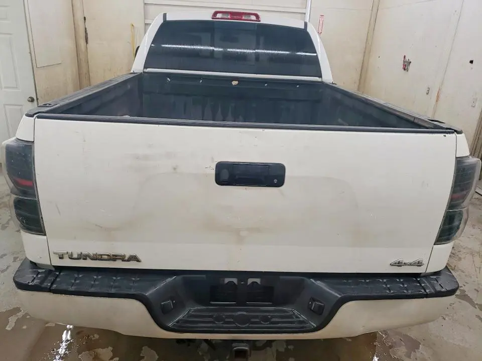 2011 TOYOTA TUNDRA DOUBLE CAB SR5  
