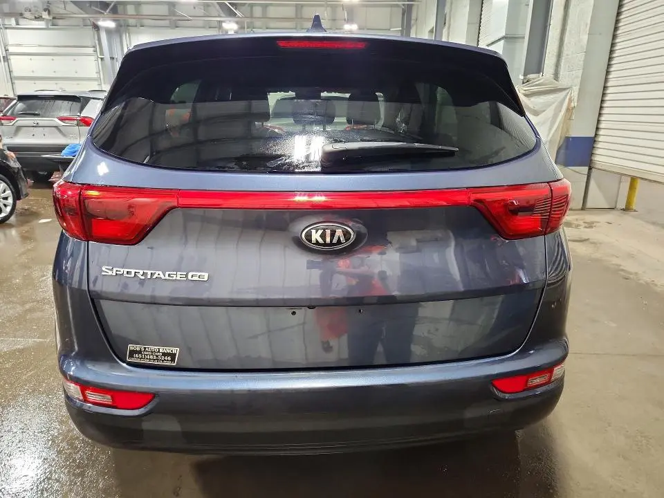 2018 KIA SPORTAGE LX  