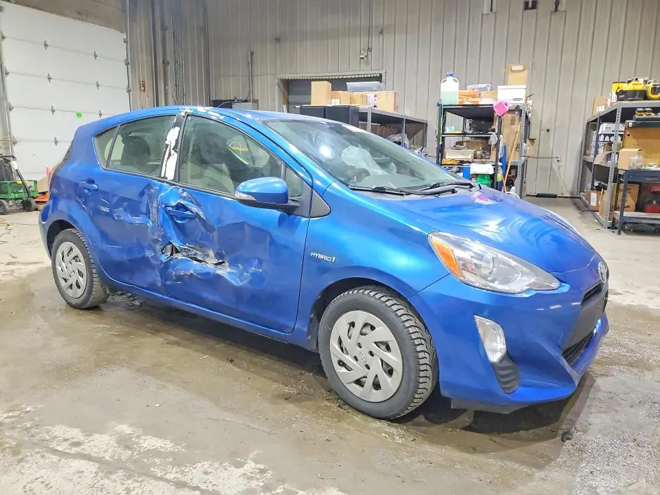 2016 TOYOTA PRIUS C ONE  