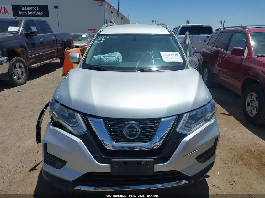2018 NISSAN ROGUE SV