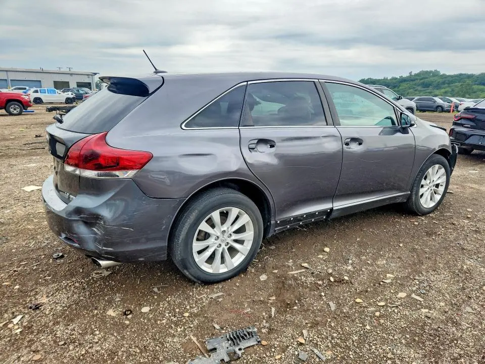 2013 TOYOTA VENZA LE  