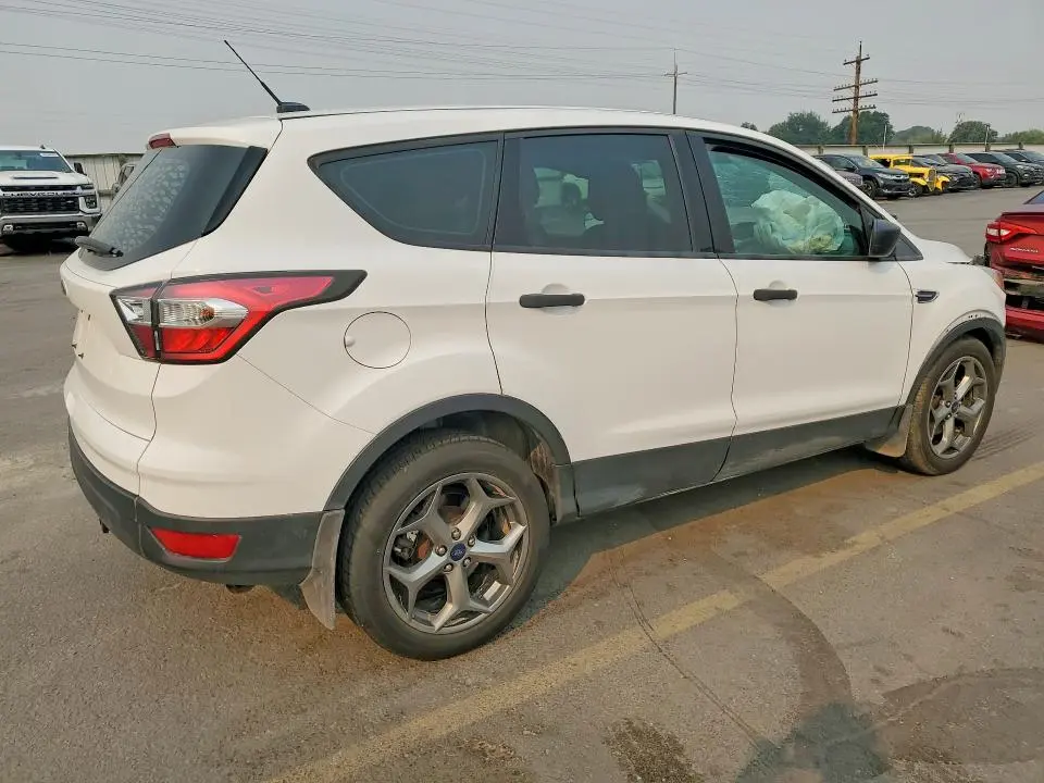 2017 FORD ESCAPE S  