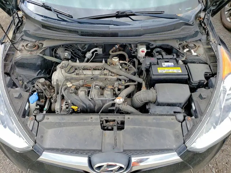 2013 HYUNDAI VELOSTER BASE  