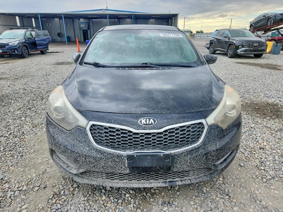 2015 KIA FORTE LX  