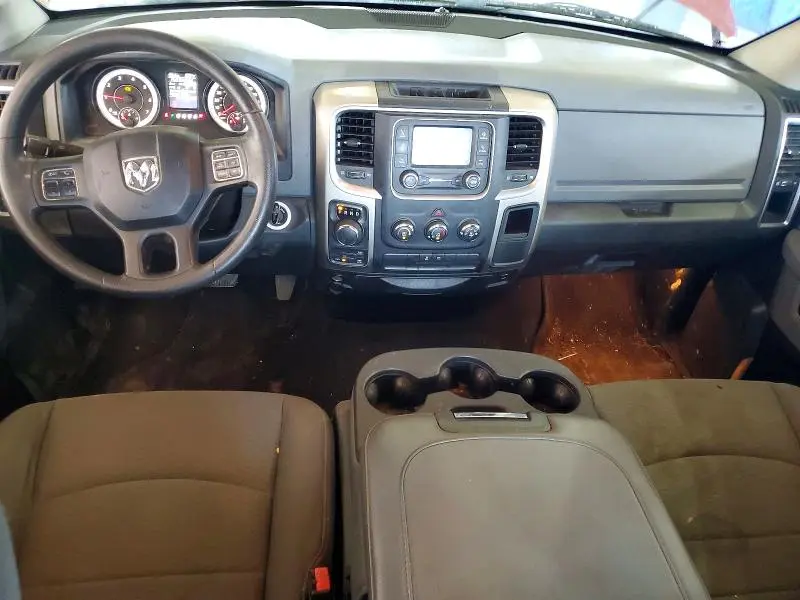 2014 RAM 1500 SLT  