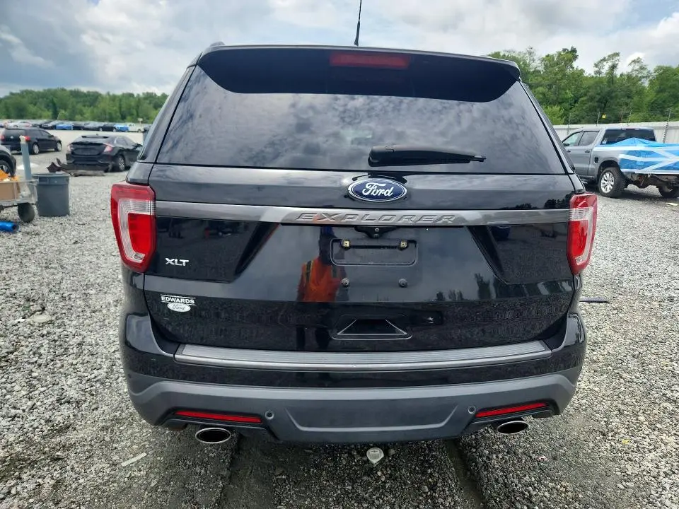 2019 FORD EXPLORER XLT  