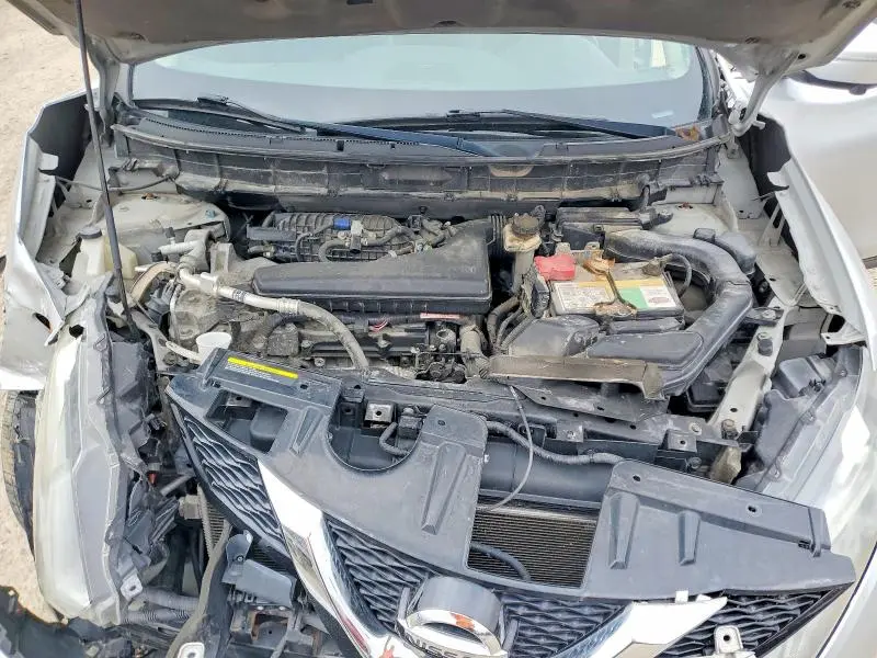 2015 NISSAN ROGUE   