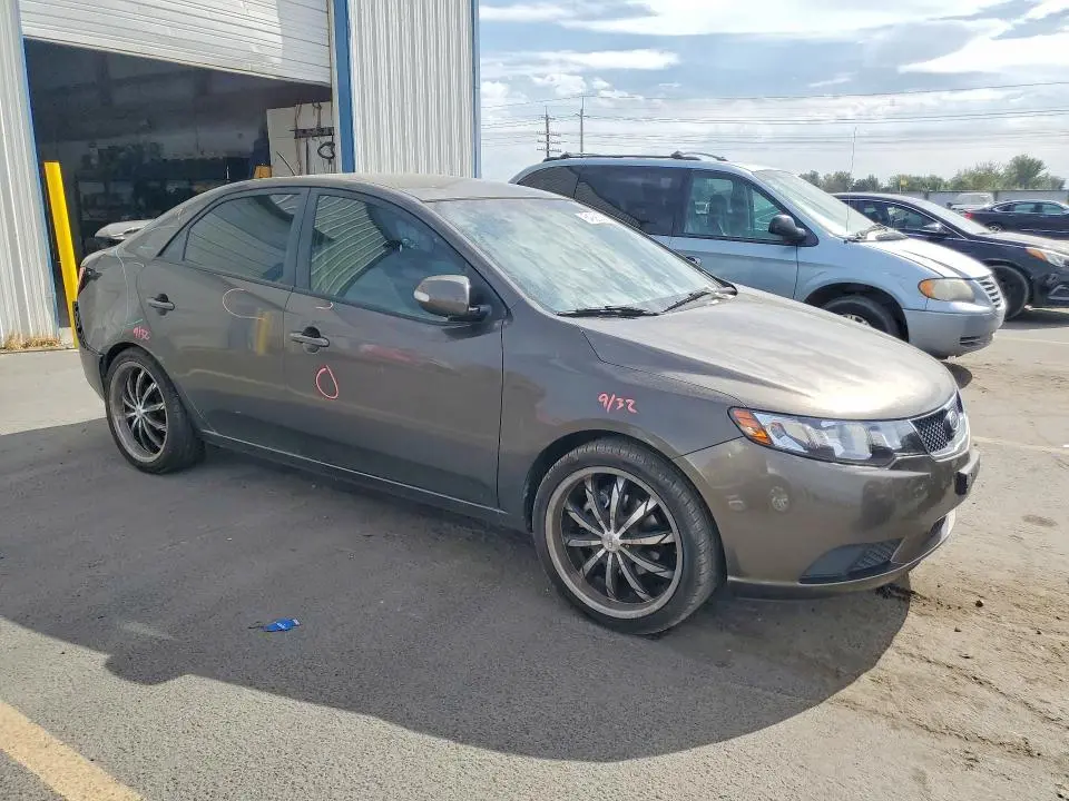 2010 KIA FORTE EX  