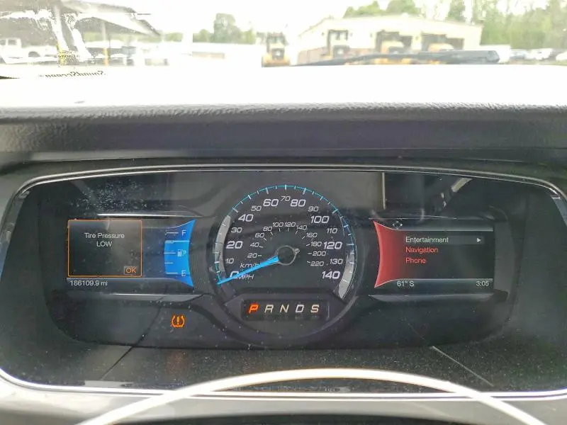 2015 FORD TAURUS SEL  