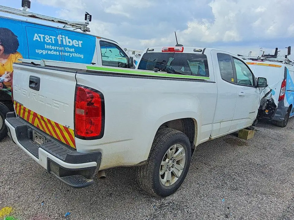 2022 CHEVROLET COLORADO LT  
