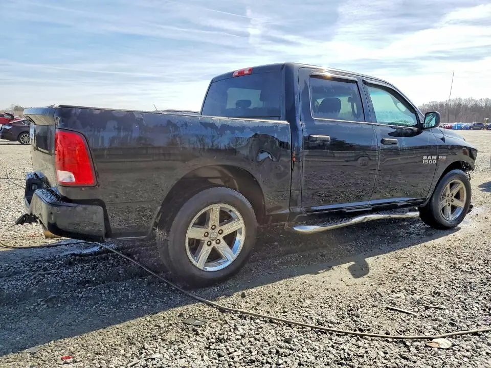 2015 RAM 1500 ST  