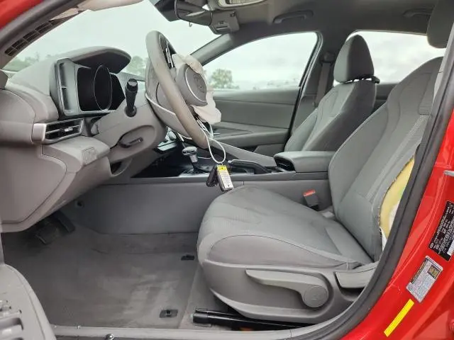 2021 HYUNDAI ELANTRA SE  