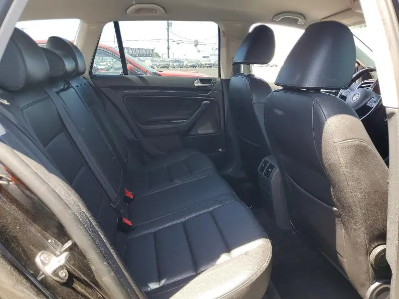 2011 VOLKSWAGEN JETTA TDI  