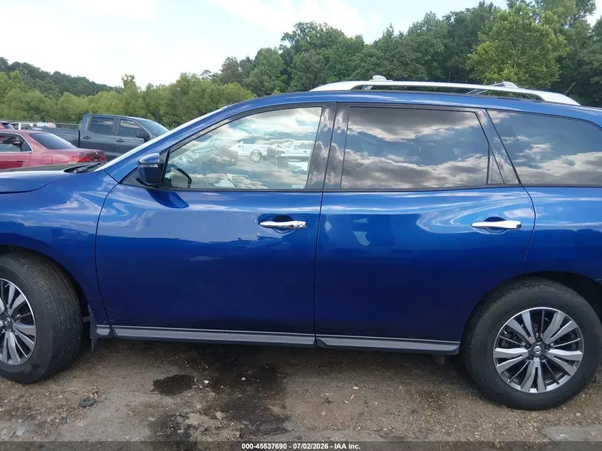 2018 NISSAN PATHFINDER SV