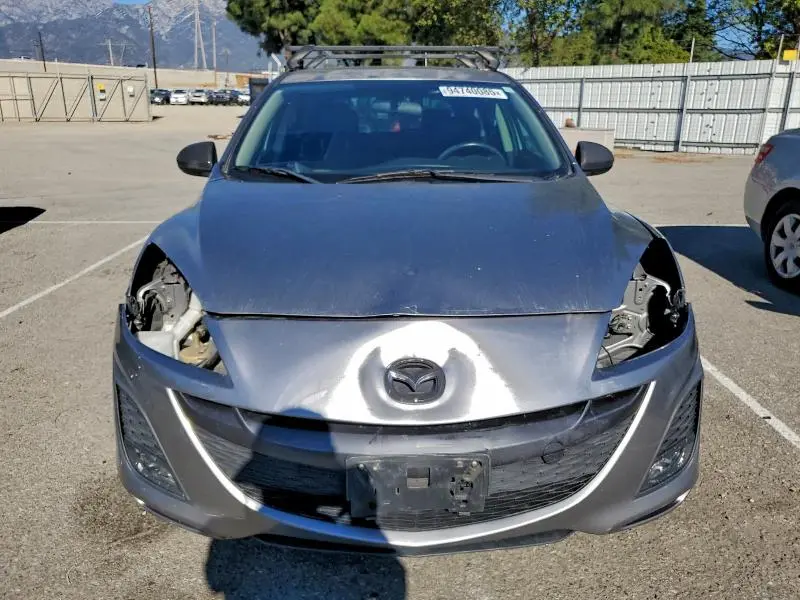 2011 MAZDA 3 S  