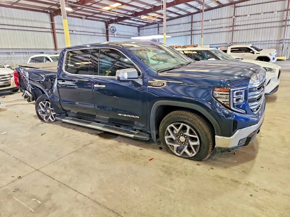 2023 GMC SIERRA K1500 SLT  