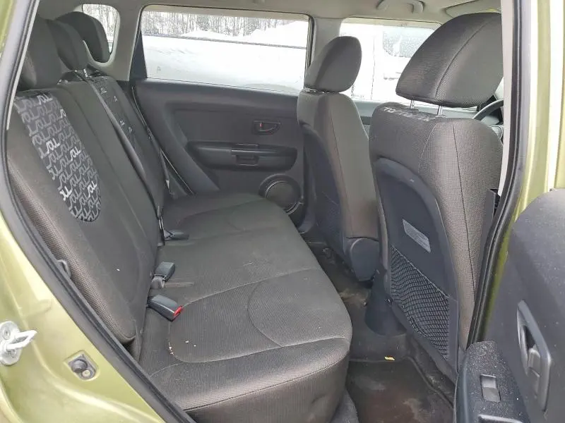 2010 KIA SOUL +  