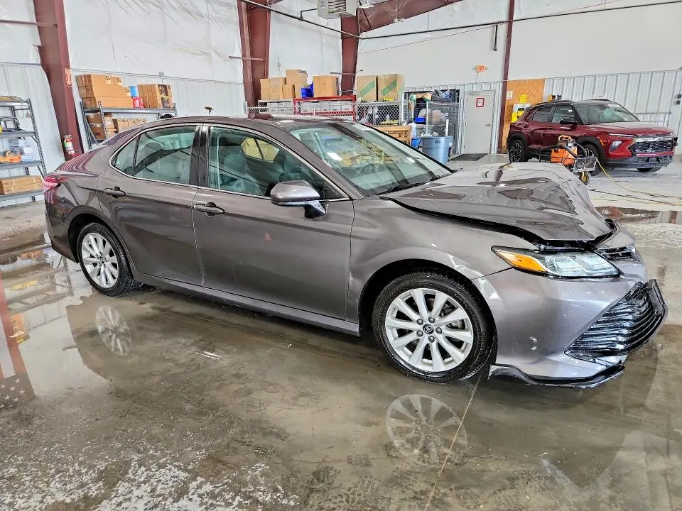 2019 TOYOTA CAMRY LE  