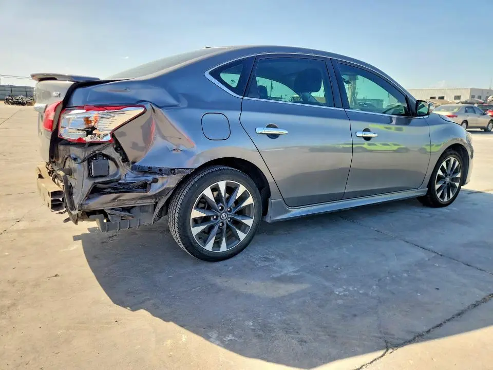 2016 NISSAN SENTRA SR  