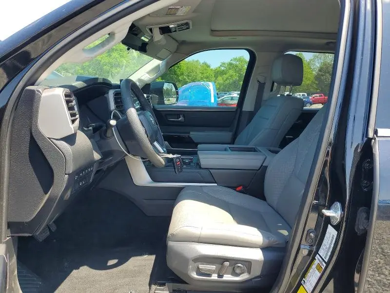 2023 TOYOTA TUNDRA CREWMAX LIMITED  