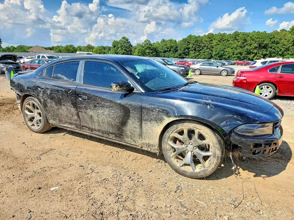2015 DODGE CHARGER SXT  