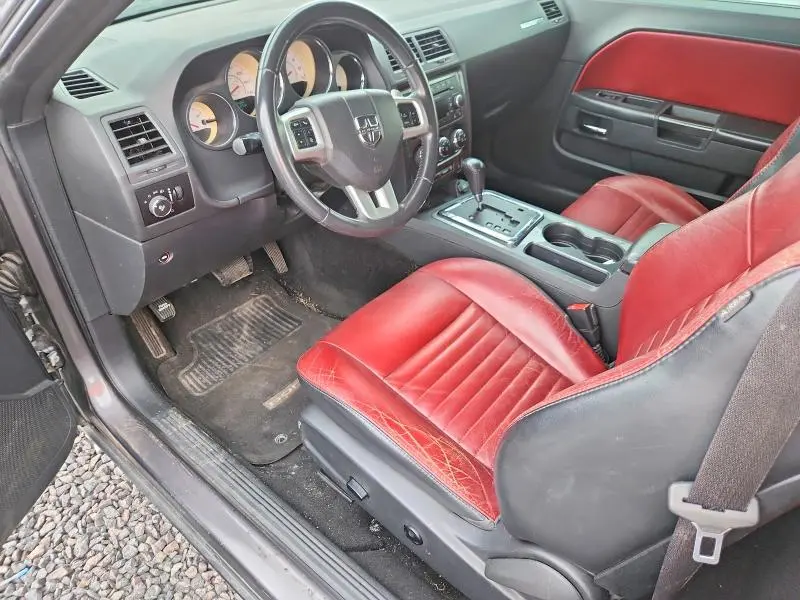 2013 DODGE CHALLENGER SXT  