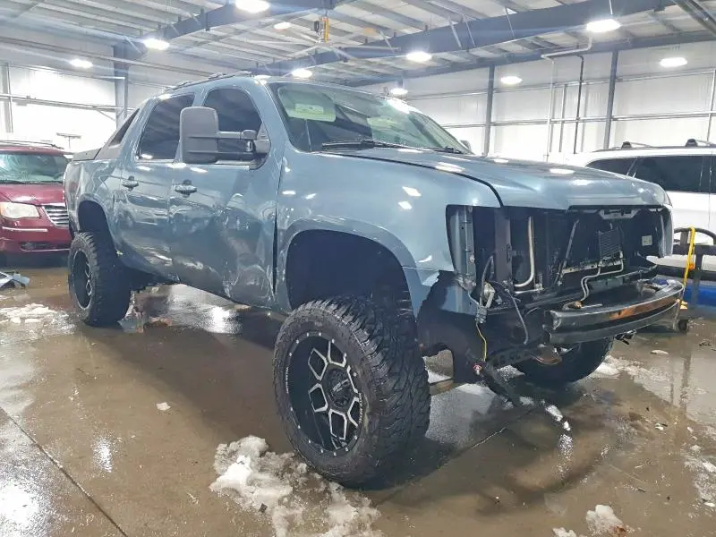 2011 CHEVROLET AVALANCHE LT  