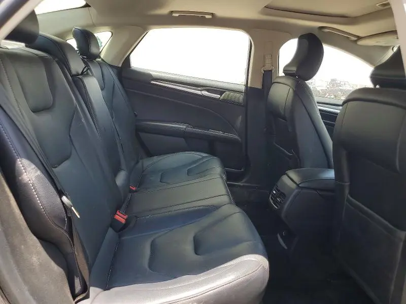 2018 FORD FUSION TITANIUM/PLATINUM  