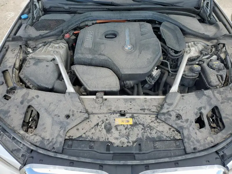 2019 BMW 530E   