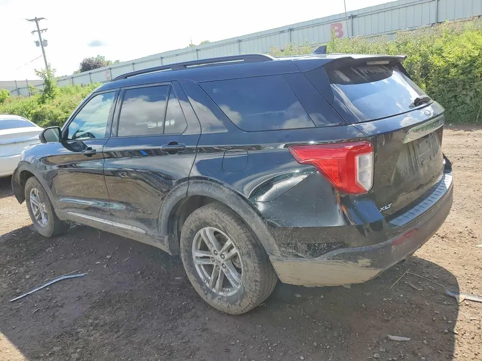 2021 FORD EXPLORER XLT  