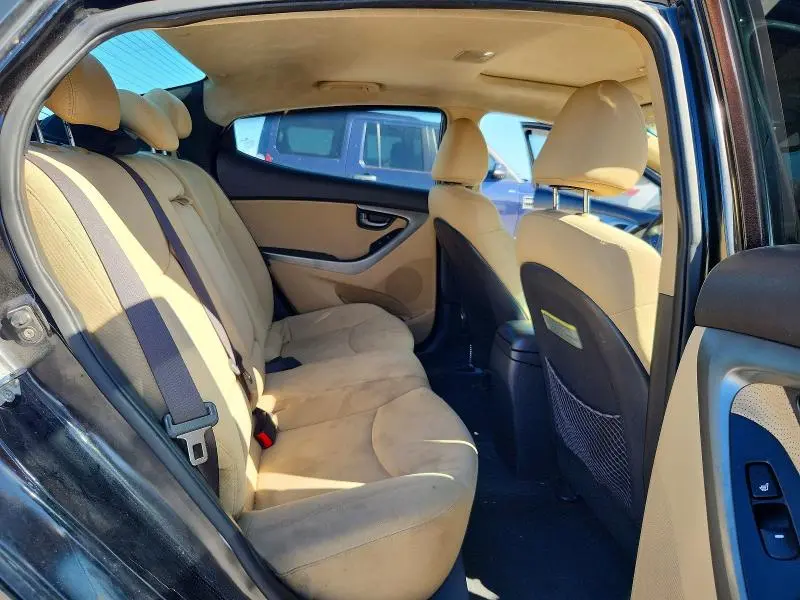 2013 HYUNDAI ELANTRA   