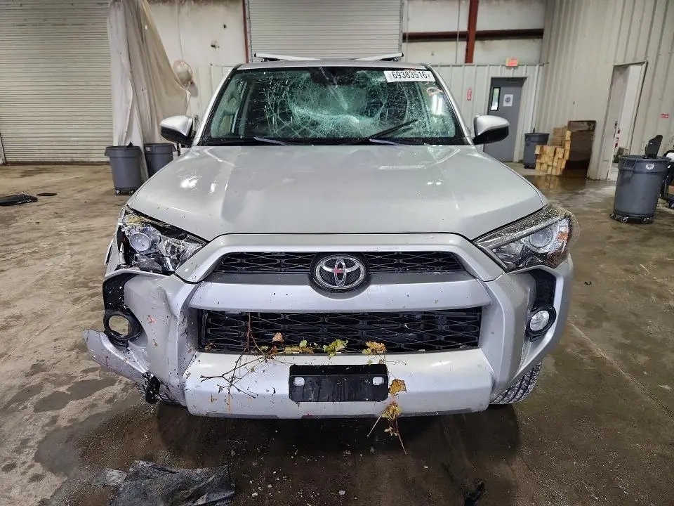 2016 TOYOTA 4RUNNER SR5  