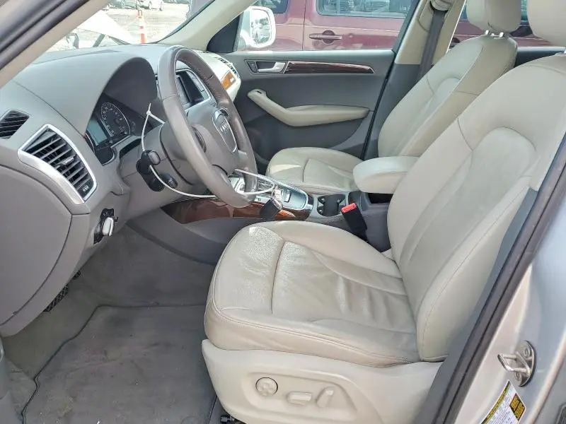 2010 AUDI Q5 PREMIUM PLUS  