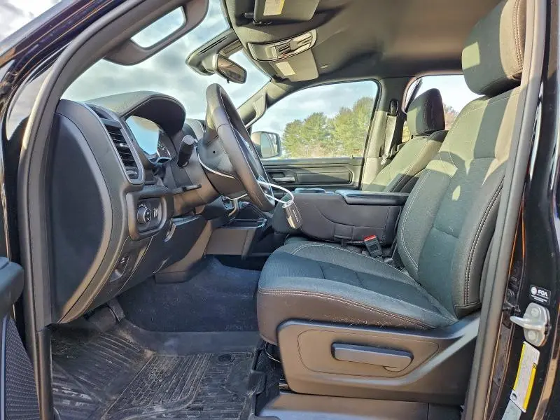 2025 RAM 1500 TRADESMAN  