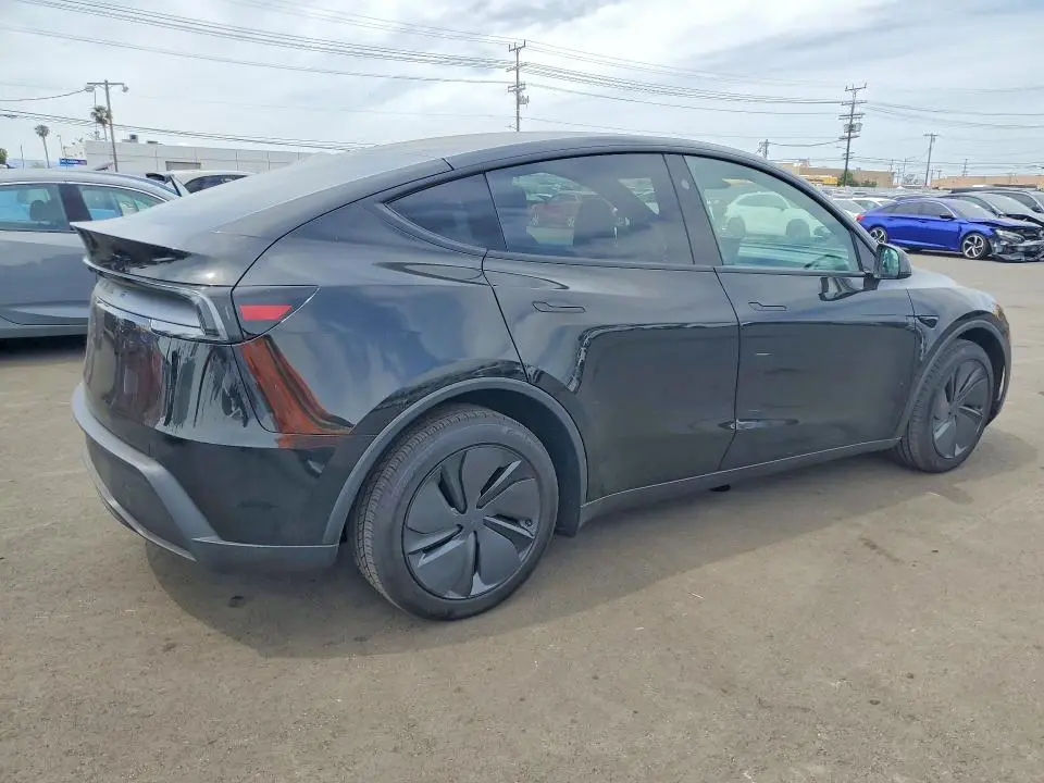 2026 TESLA MODEL Y   