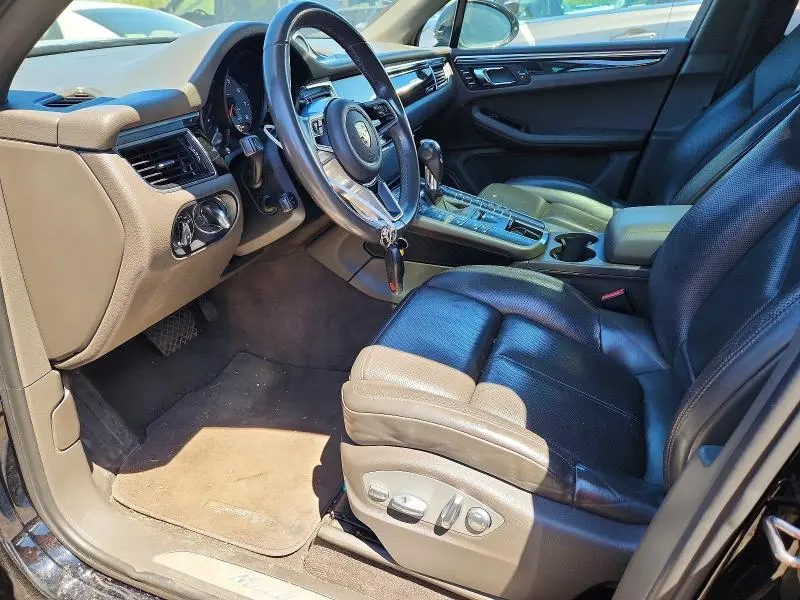 2017 PORSCHE MACAN S  