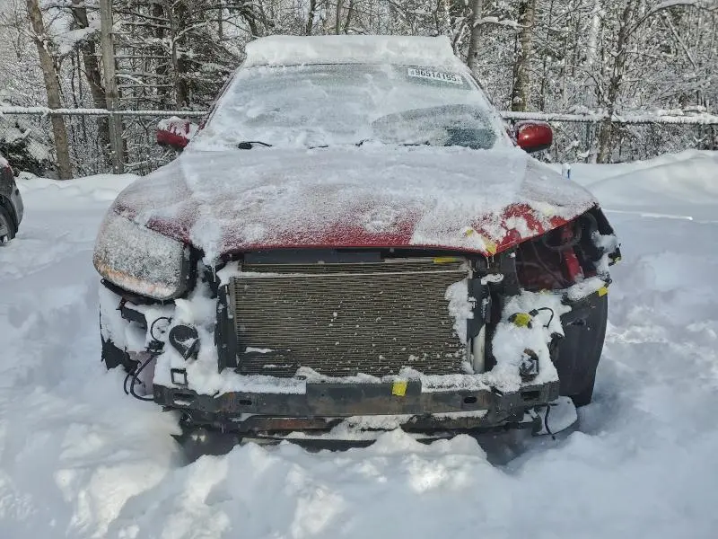 2011 HYUNDAI SANTA FE SE  