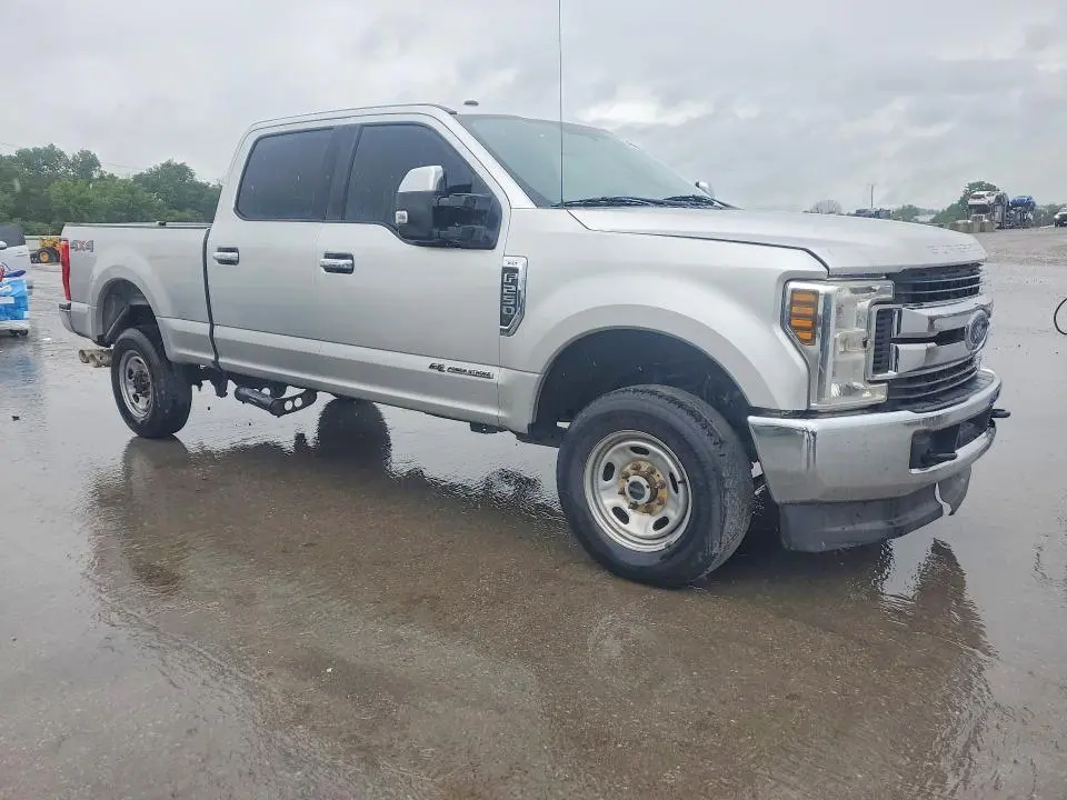 2018 FORD F250 4WD 6.7L V8 TDSL XLT CREW CAB