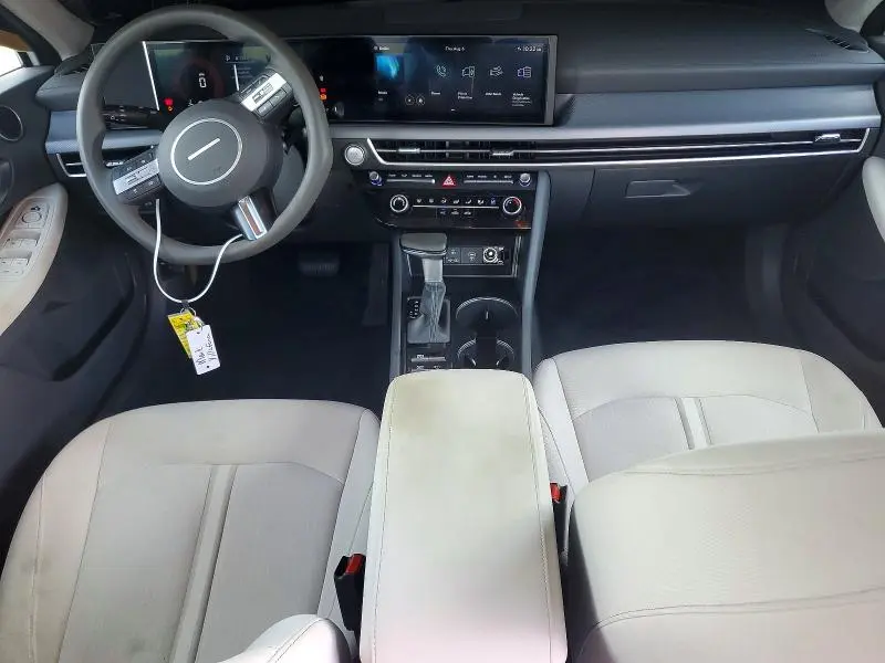 2025 HYUNDAI SONATA SE  