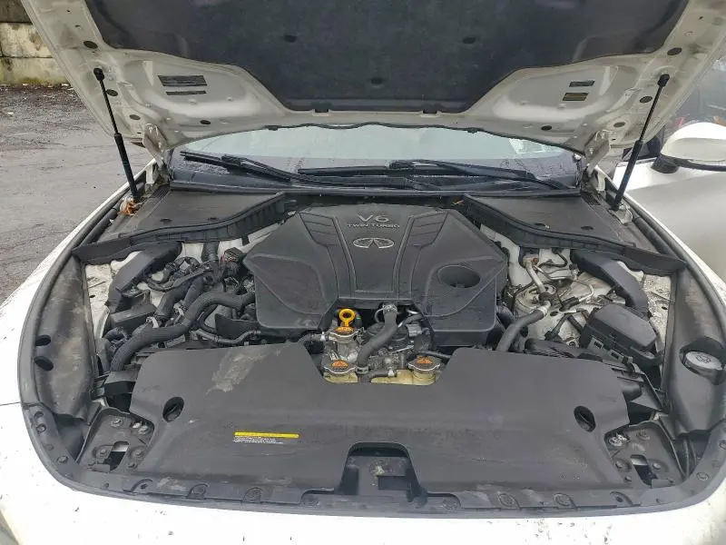 2019 INFINITI Q60 PURE  