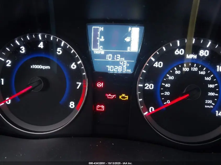 2016 HYUNDAI ACCENT SE