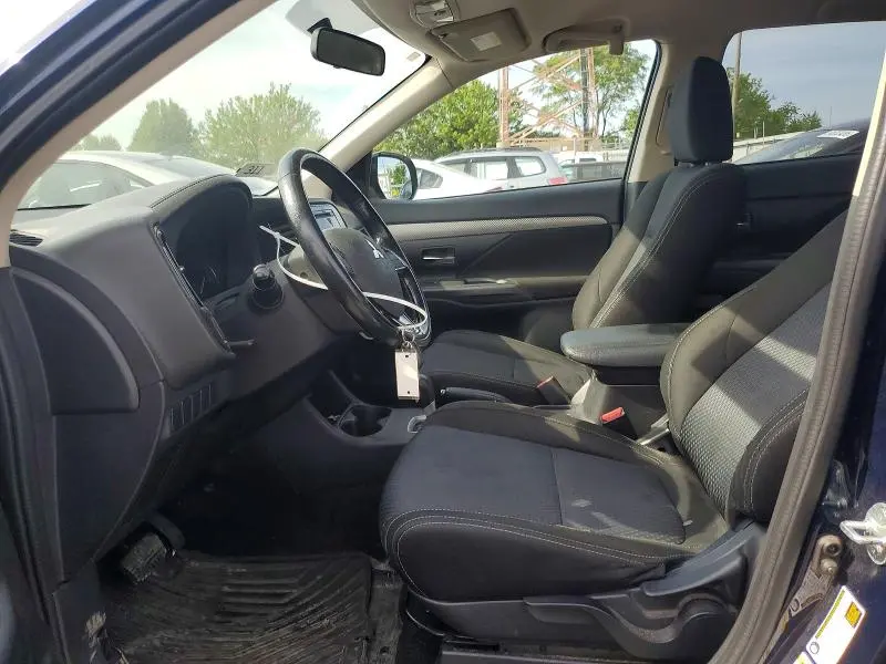2016 MITSUBISHI OUTLANDER SE  