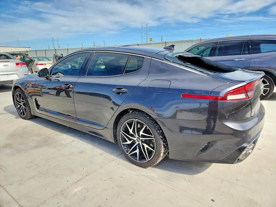 2022 KIA STINGER GT LINE  